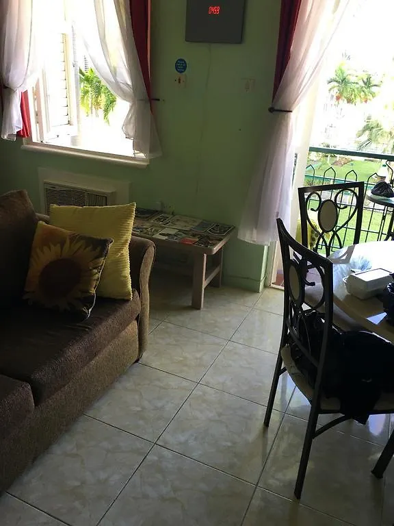 Sand Castle Resort Ocho Rios Apartment